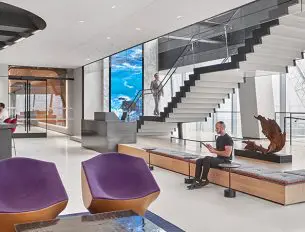 Robert Ioanna Headshot