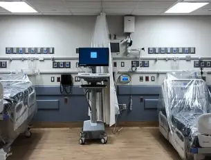 Robert Ioanna Headshot